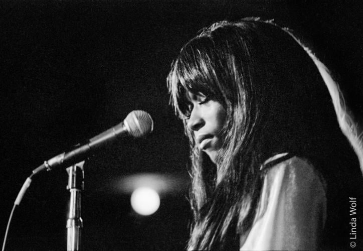 Claudia Lennear Who Made Music Giants Sound Taller Returning To Tulsa For Leon Russell Birthday Bash Music Tulsaworld Com