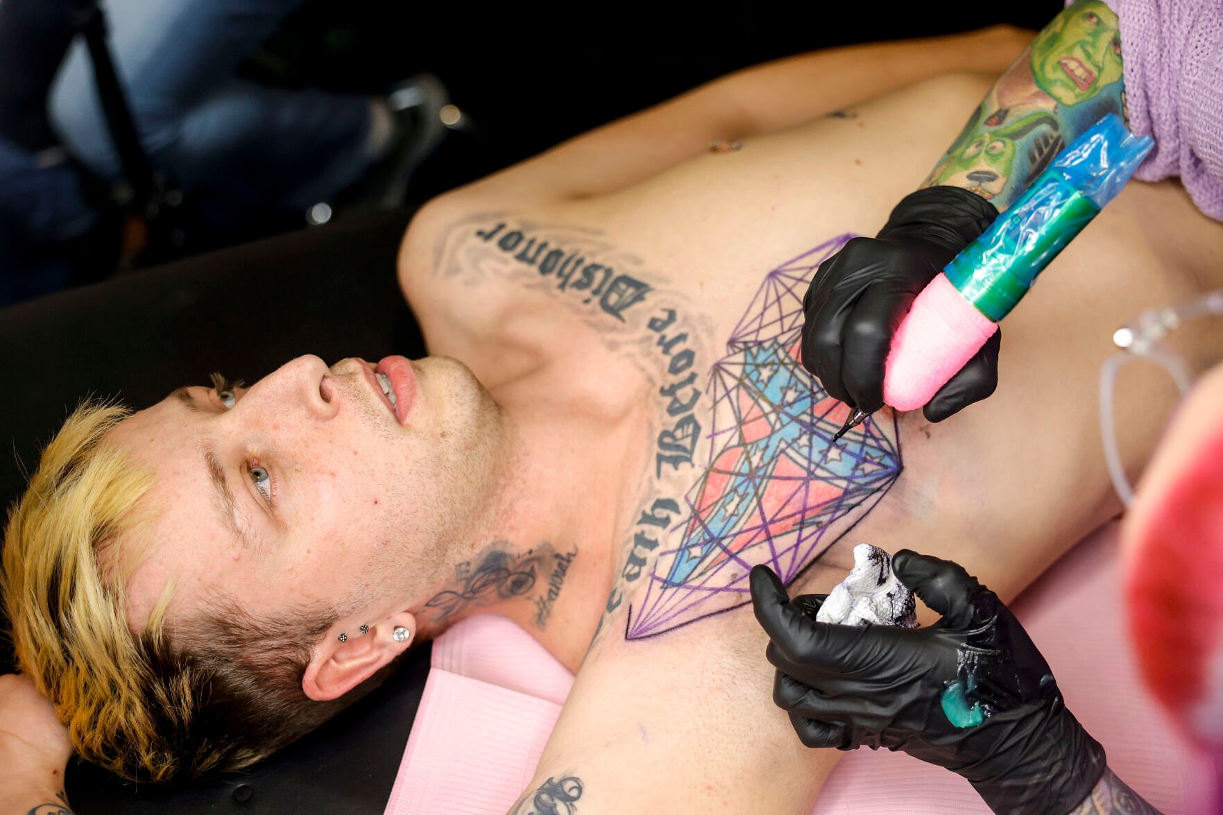 Standingcloud is Inkjunkys newest tattoo artist  Culture   cherokeephoenixorg