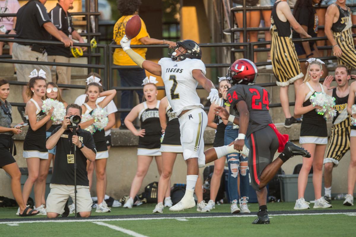 Jaylen Moss >> High Schools Week 1 Broken Arrow Gets Statement Win With Jaylen Moss >> High Schools Week 1 Broken Arrow Gets Statement Win With