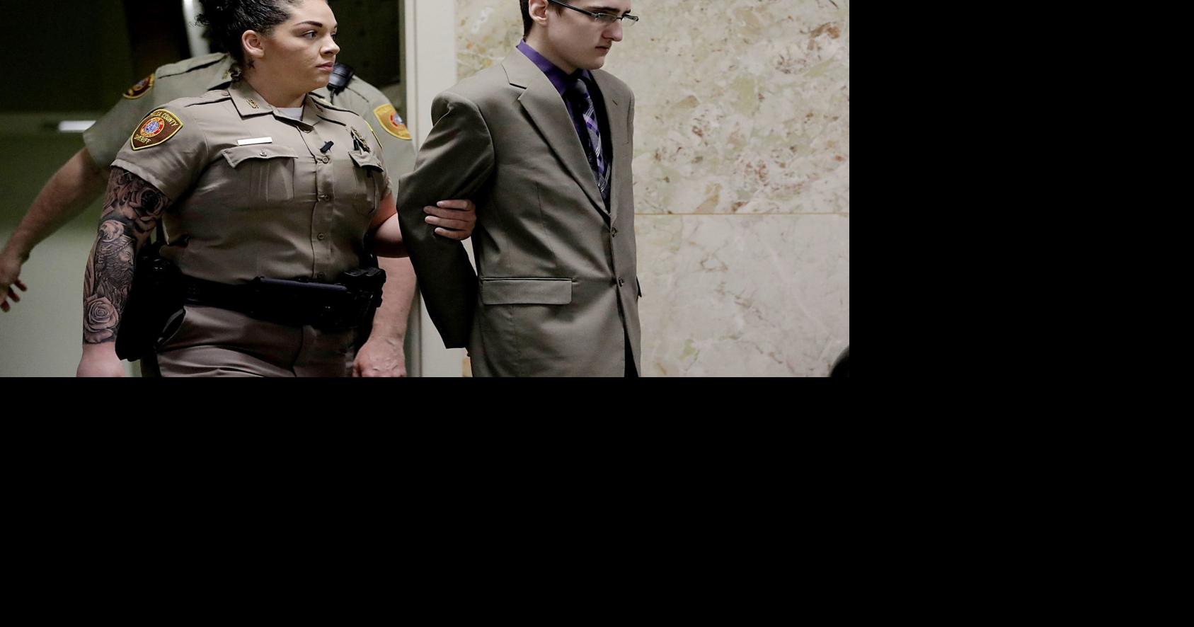 Investigator gets choked up during Bever trial over crime scene photos
