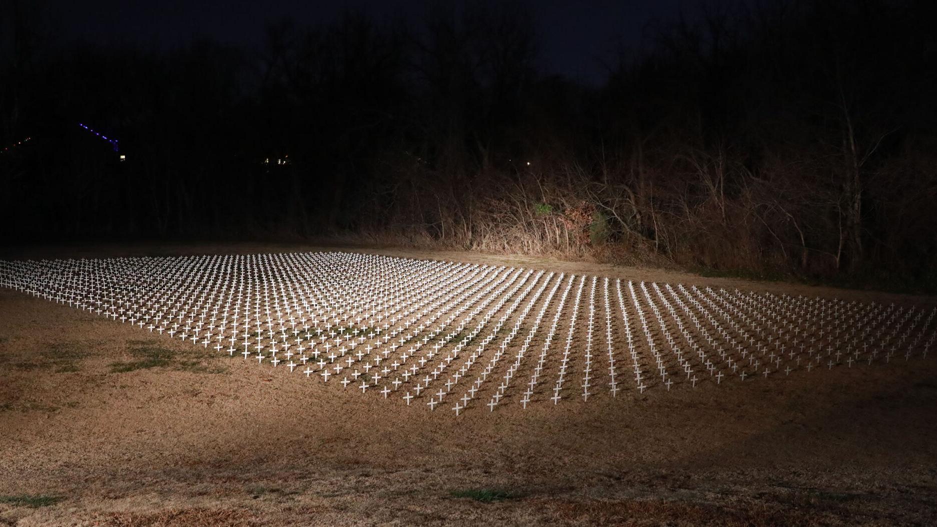 'Their life is still valuable': Oklahomans who lost loved ones to COVID-19 pay homage at public memorial - Vimarsana News