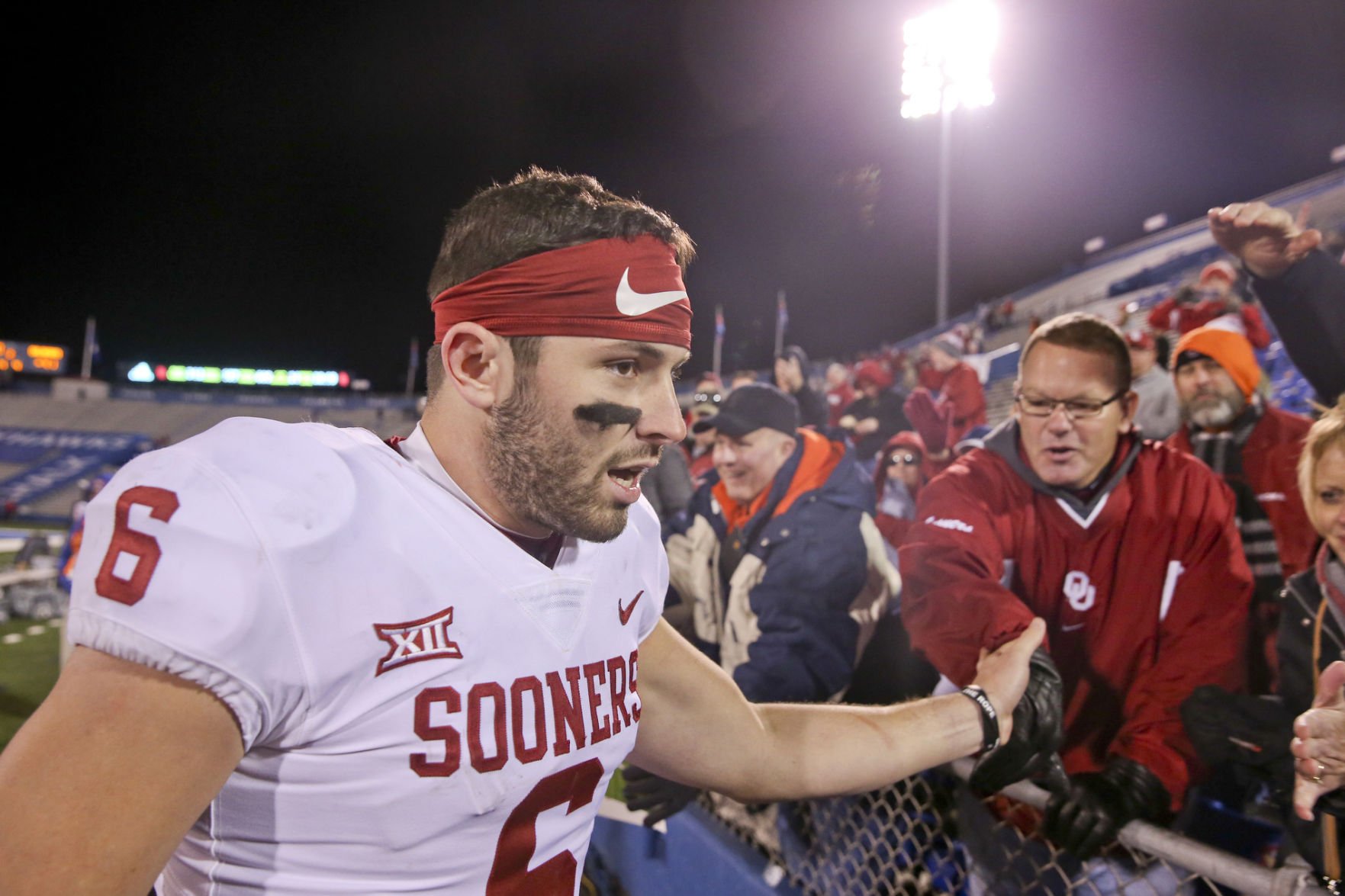 baker mayfield nike headband