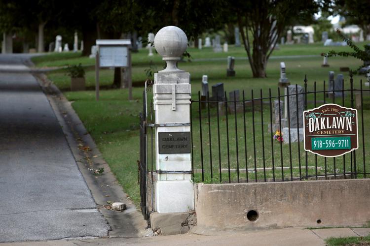 OakLawn Cemetery