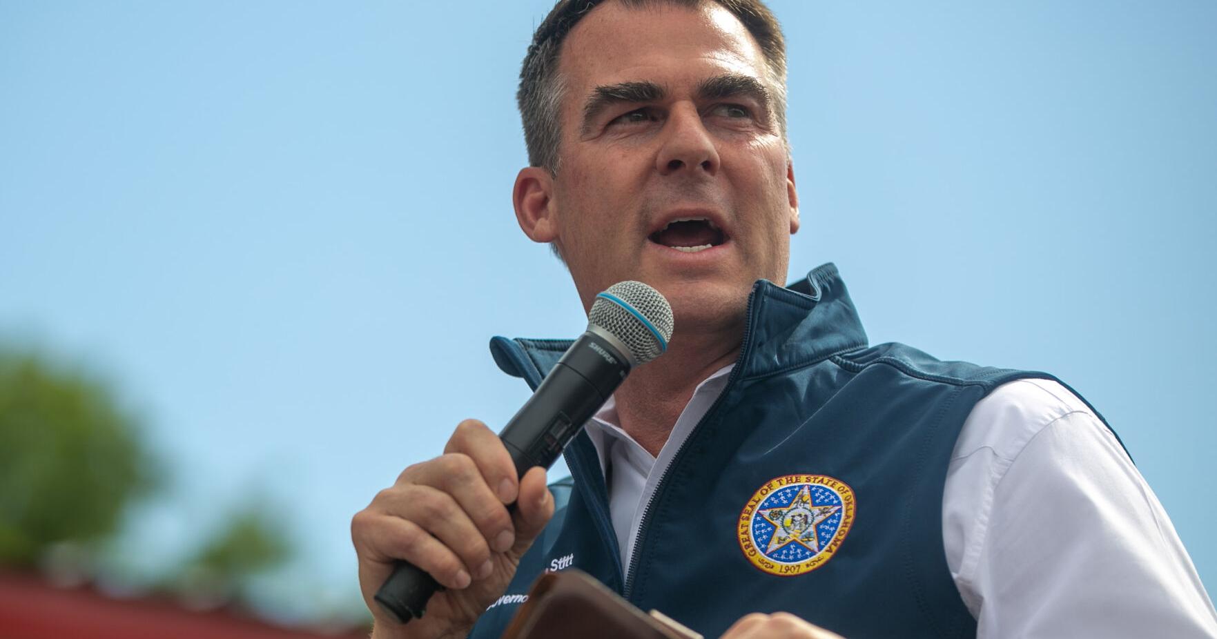 Gov. Stitt's apparent support of cockfighting criticized - Vimarsana News