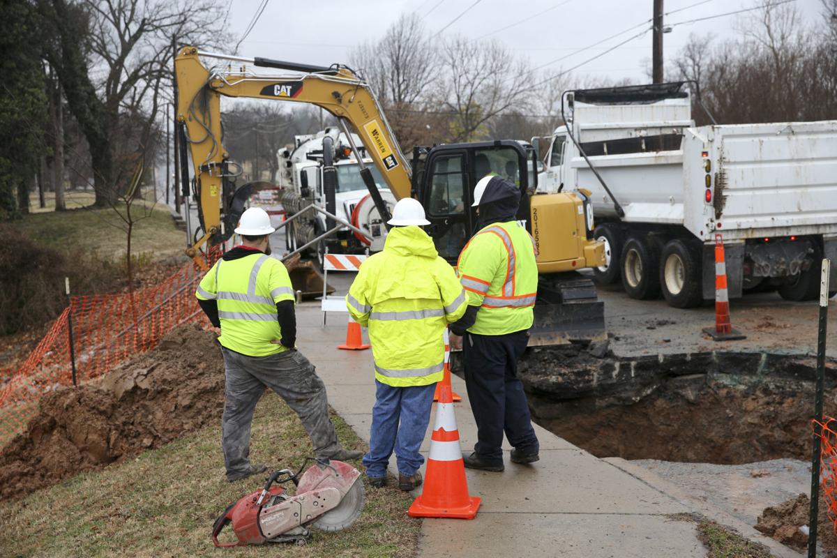 Sink Hole Forms In Road Just Northwest Of Downtown Tulsa News Tulsaworld Com