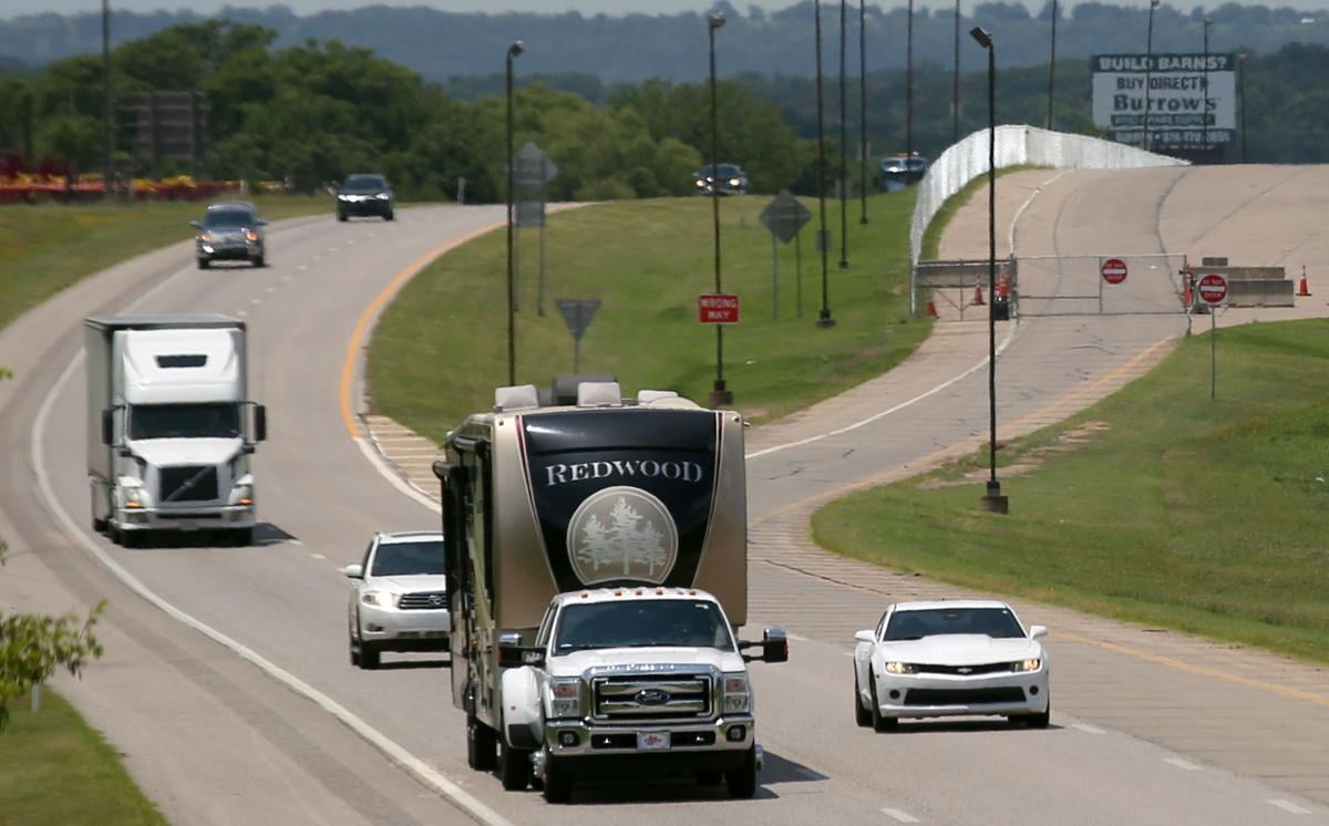 Agency Votes Today On 80 Mph Speed Limit For Portions Of Some Toll Roads Across Oklahoma State And Regional News Tulsaworld Com