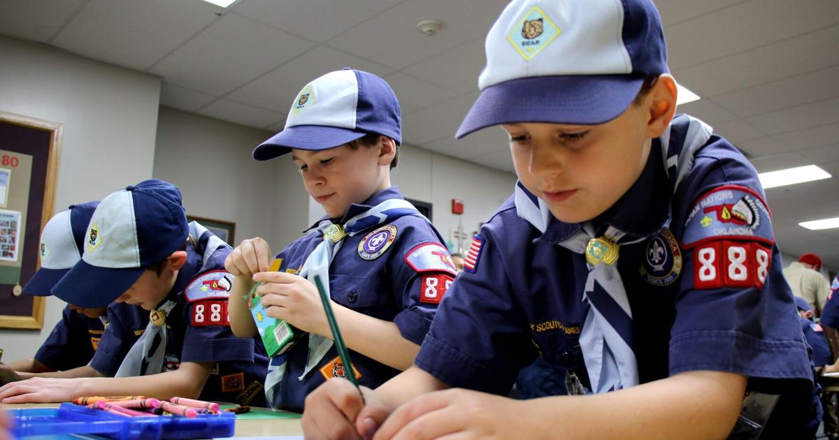 Owasso scouts pen letters of support, encouragement for troops overseas ...