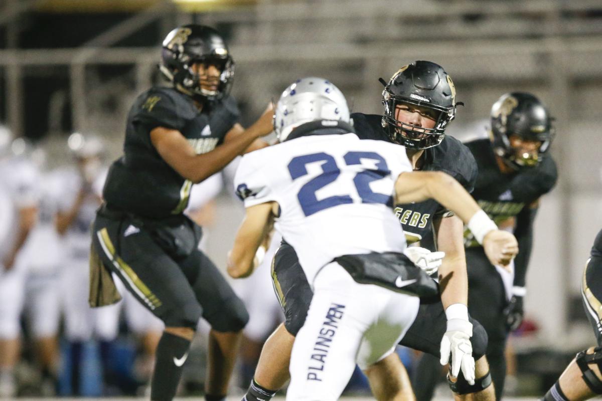 High schools Noah Cortes, Broken Arrow set records in romp over Enid