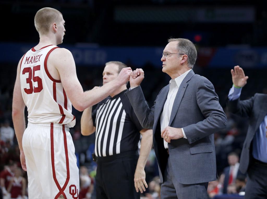 Ou Men S Basketball Sooners Adjusting To New Normal Which