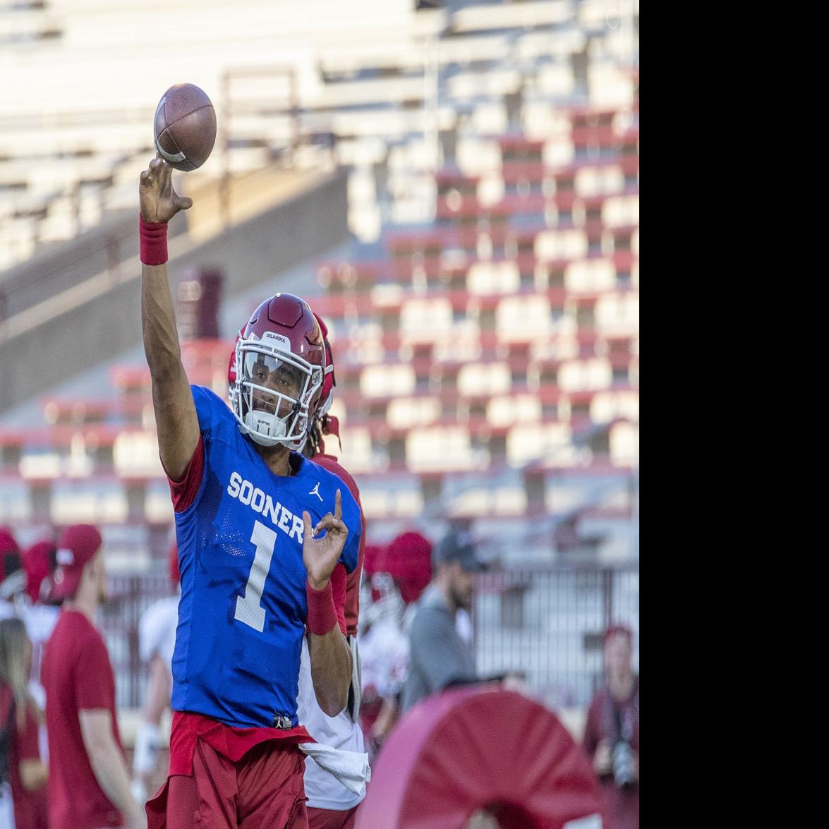 Ou Football Lincoln Riley Says A Three Man Competition