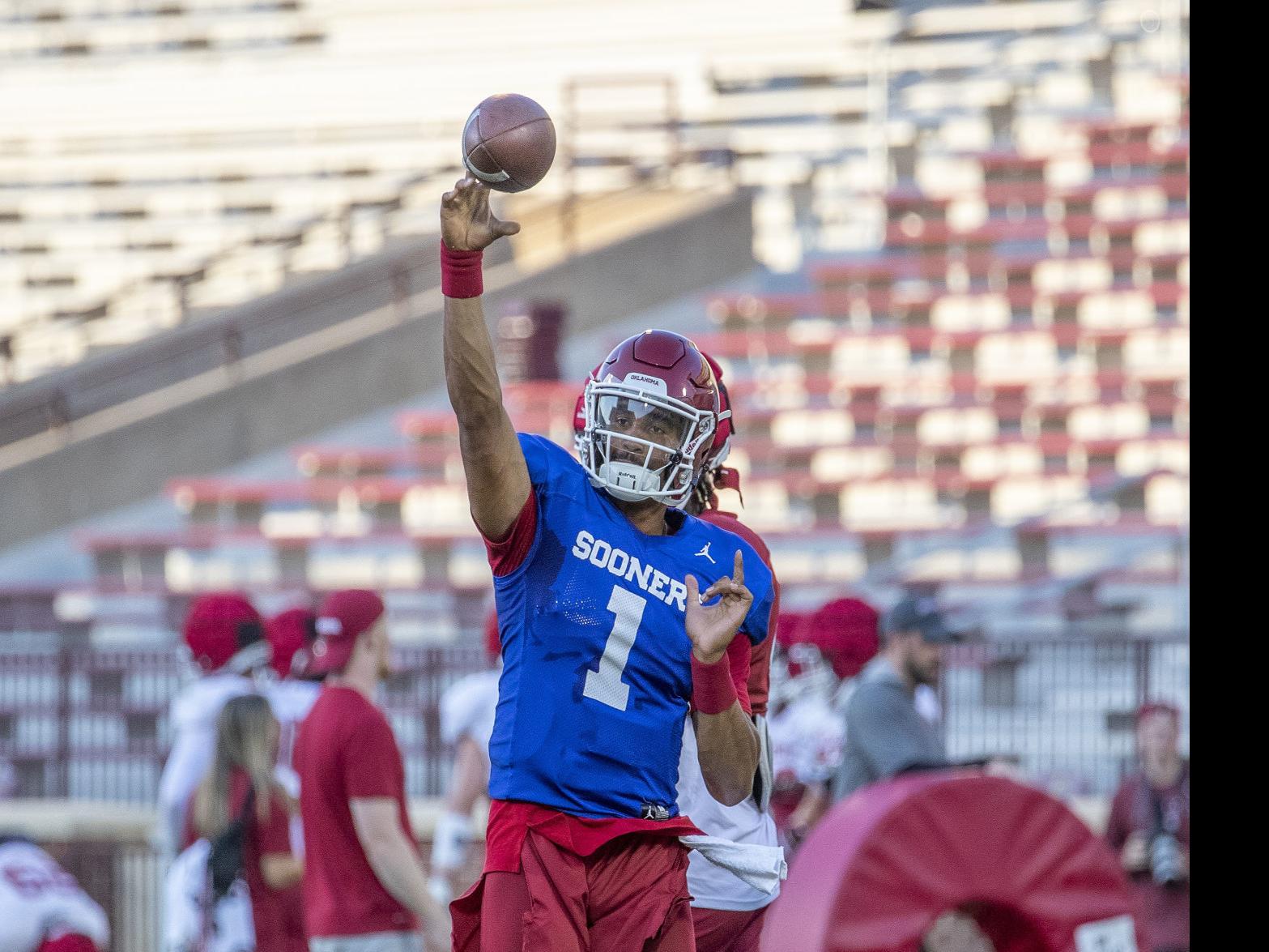Ou Football Lincoln Riley Says A Three Man Competition