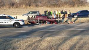 Update: 1 killed in rollover crash on U.S. 75 near 36th Street North