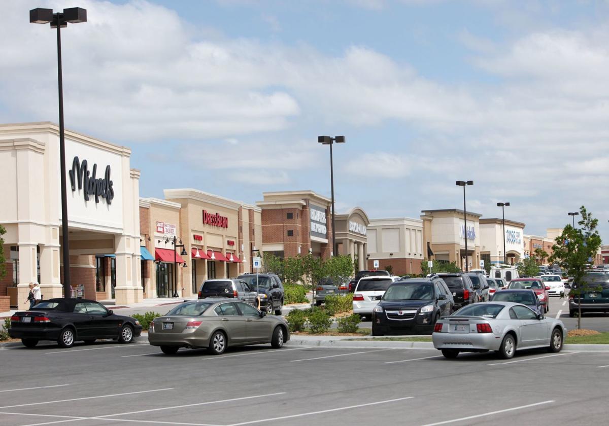 Dallas Firm Buys Tulsa Hills Shopping Center For 70 Million Business News Tulsaworld Com