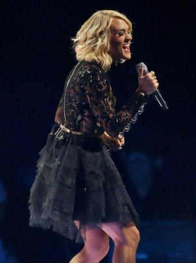 Carrie Underwood Gets Ready For Sunday Night Football