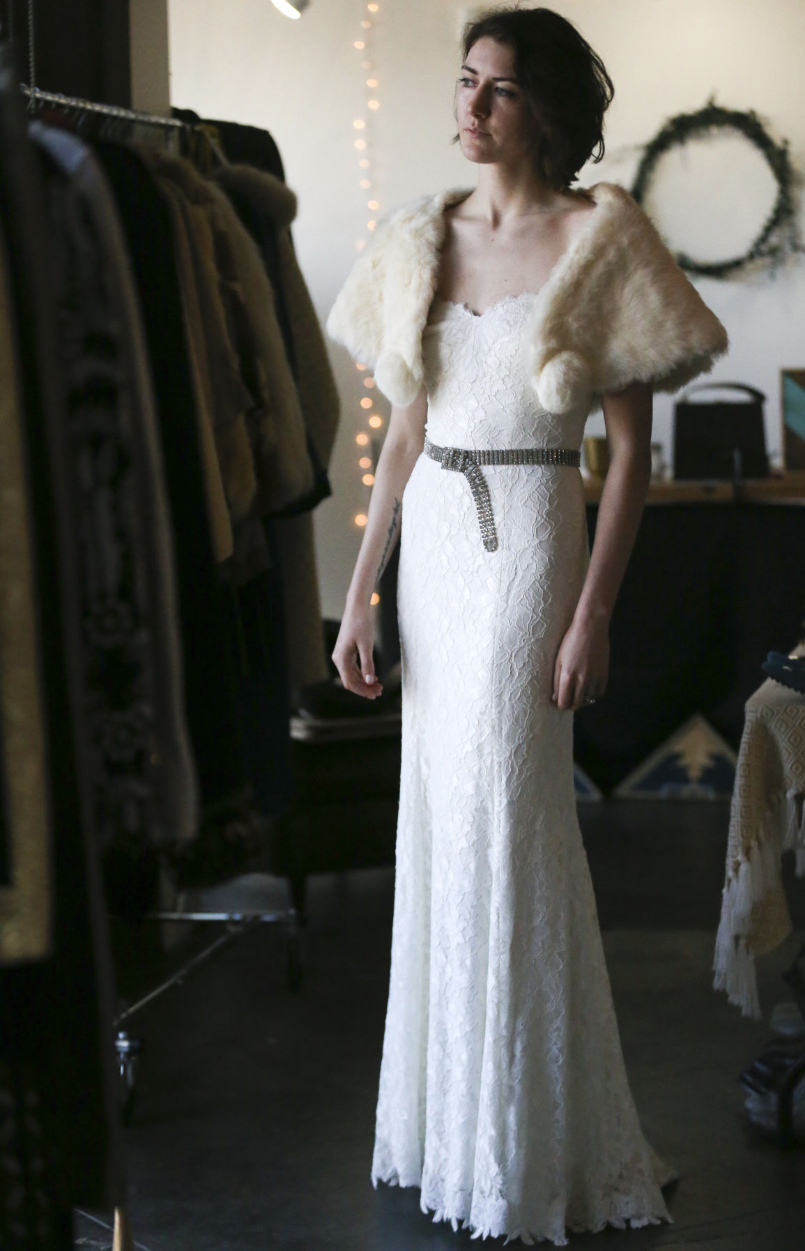 Why buy vintage and resale wedding dresses | Lifestyles | tulsaworld.com