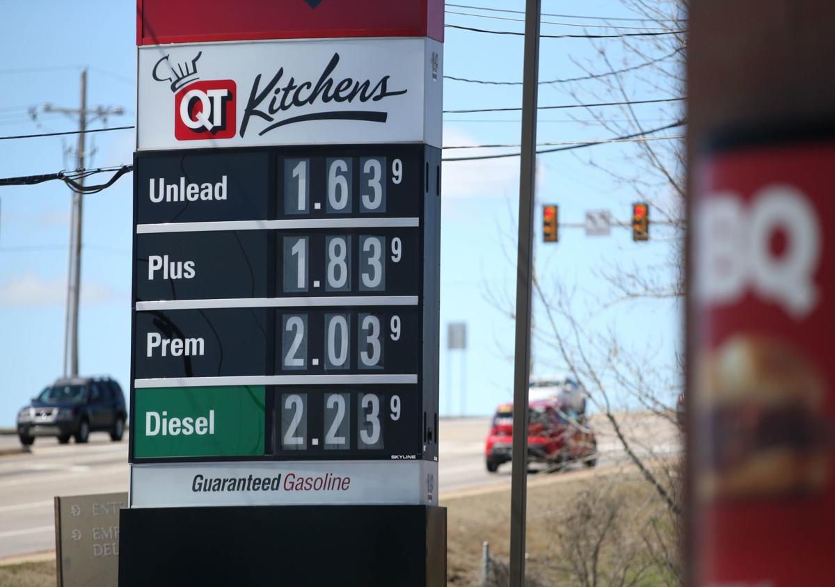 wholesale gasoline prices are 44 cents a gallon why pump prices haven t fallen as fast local news tulsaworld com wholesale gasoline prices are 44 cents