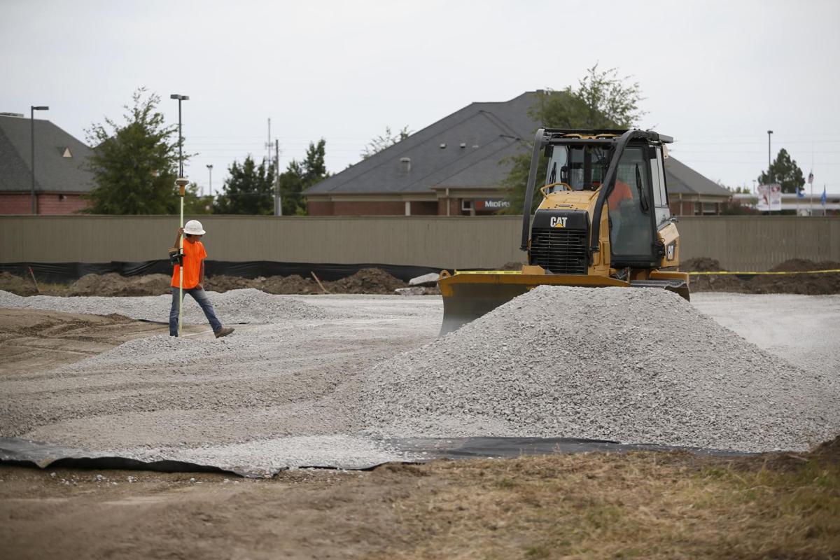 Rolling to BA: Work begins on new Dunkin' Donuts location ...