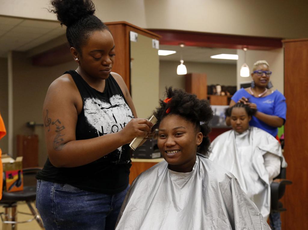 Hundreds Of Kids Get Free Back To School Haircuts At Tulsa Tech Education Tulsaworld Com