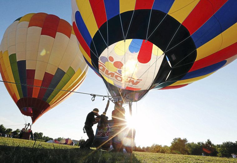 Spotlight Gatesway Balloon Festival, SoCon!, The Max Retropub party