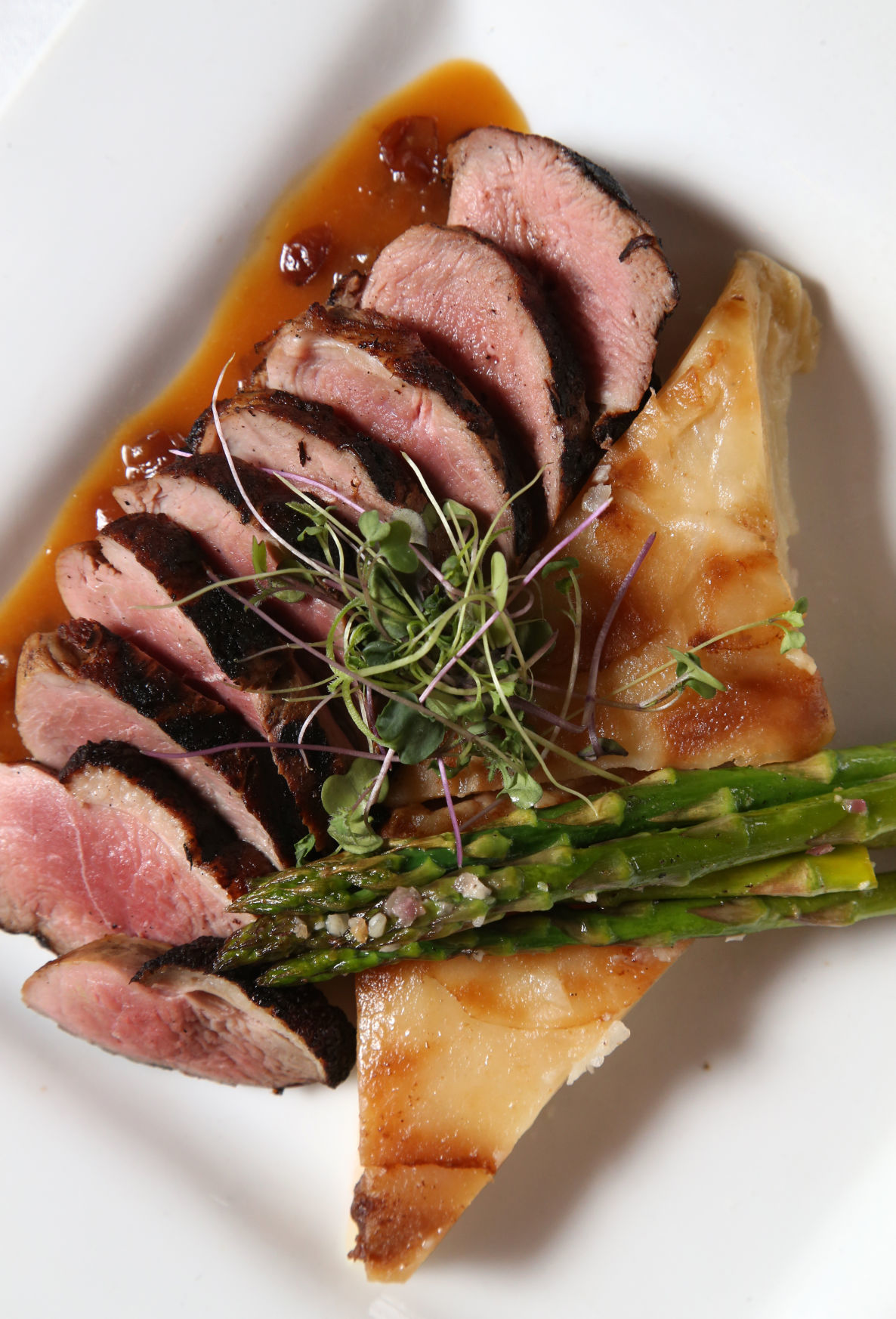 Review French Hen still stylish, romantic destination