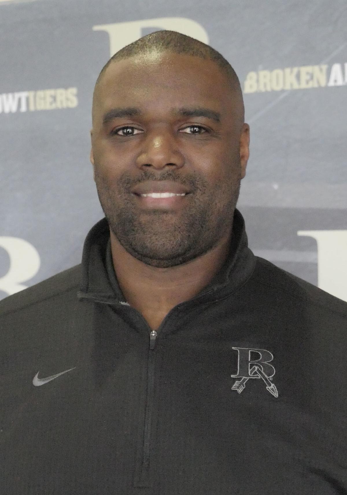 All World Boys Basketball A Look At This Year S Finalists And Coach Of The Year Highschools Tulsaworld Com
