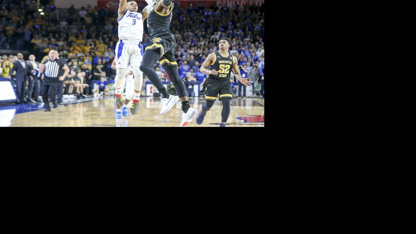 Tu Men S Basketball With Father At The Reynolds Center For First