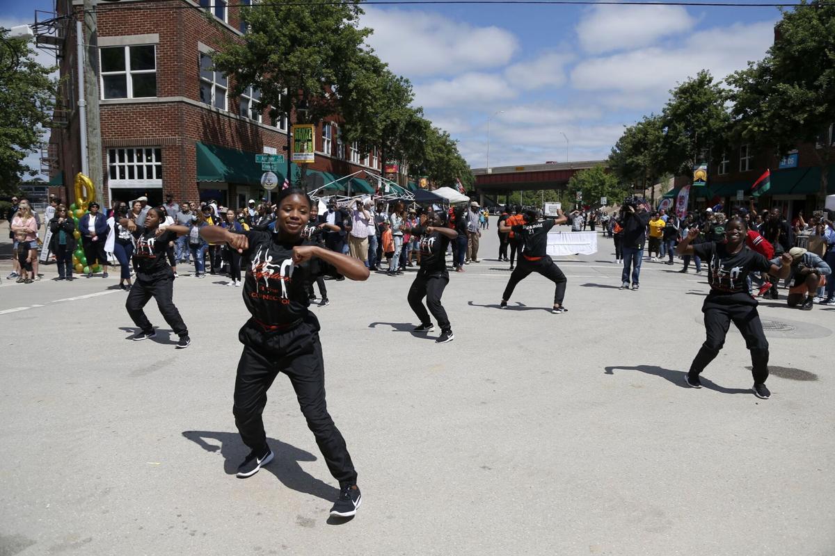 Watch Now Black Wall Street Heritage Parade Celebrates Success Of African American Founders Local News Tulsaworld Com