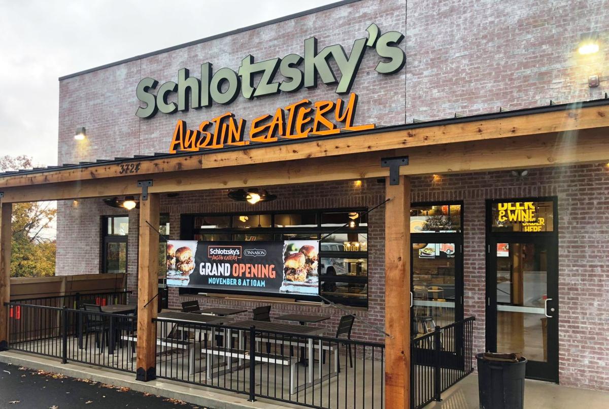 Schlotzsky's-Austin Eatery set to open in Owasso this summer ...