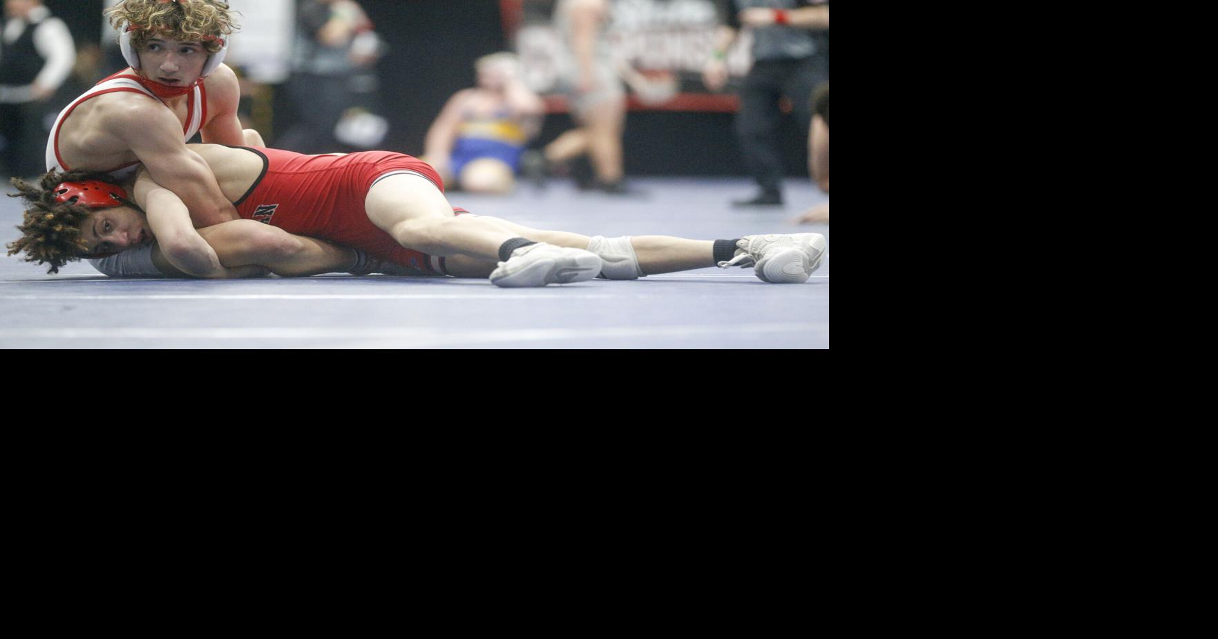 High School Wrestling Dual State Notebook Collinsville rallies to win
