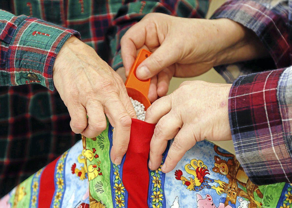 Krazy Stitchers group makes weighted blankets for kids with autism