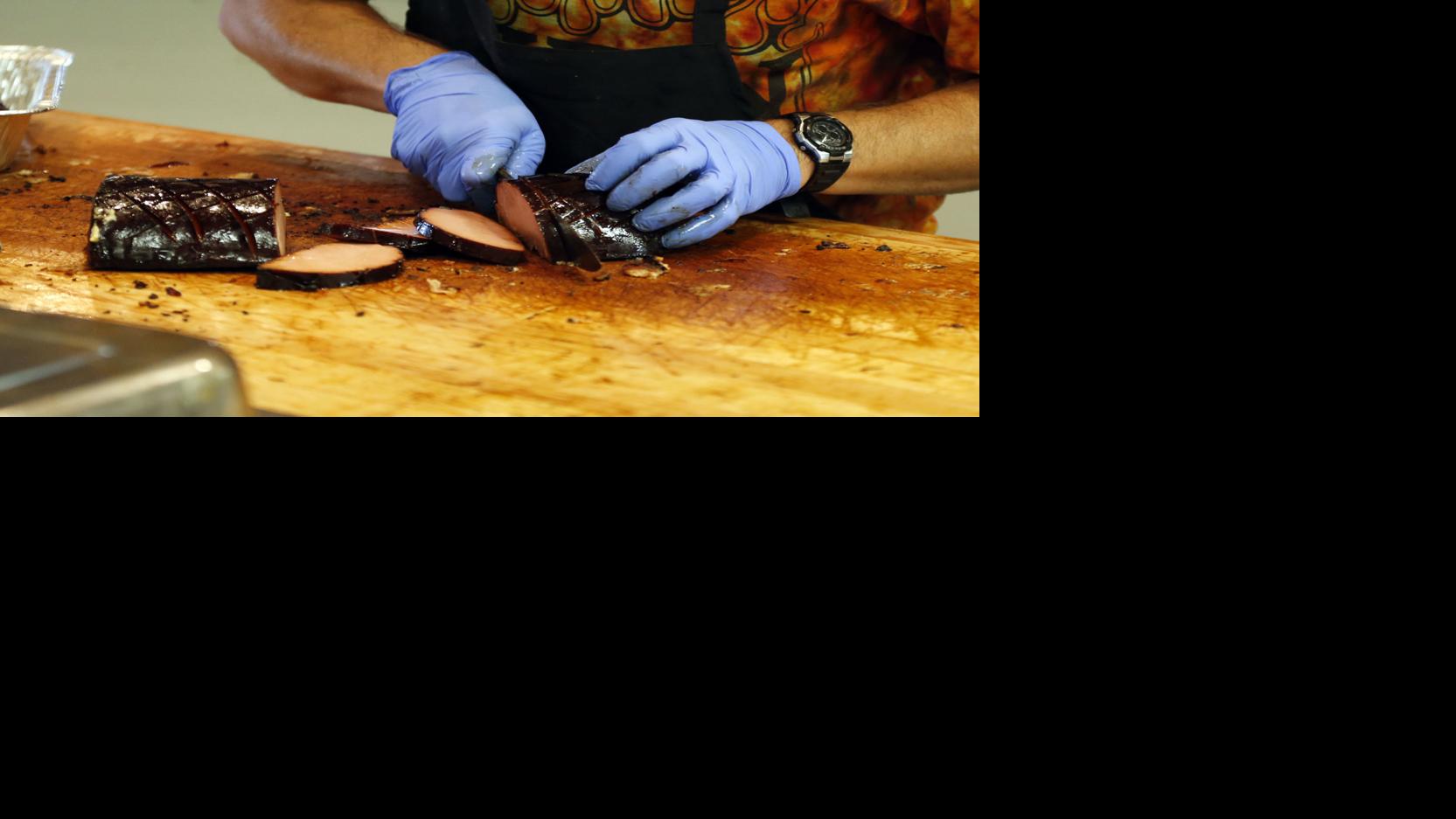 Local Barbecue Restaurants Operator Pays 55 372 In Back Wages To Employees After Labor Investigation Business News Tulsaworld Com