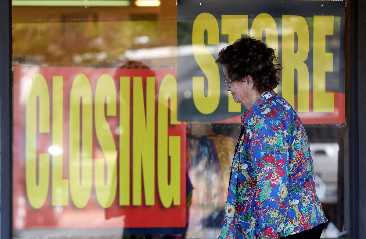 Customers disappointed with news that Hancock Fabrics is closing