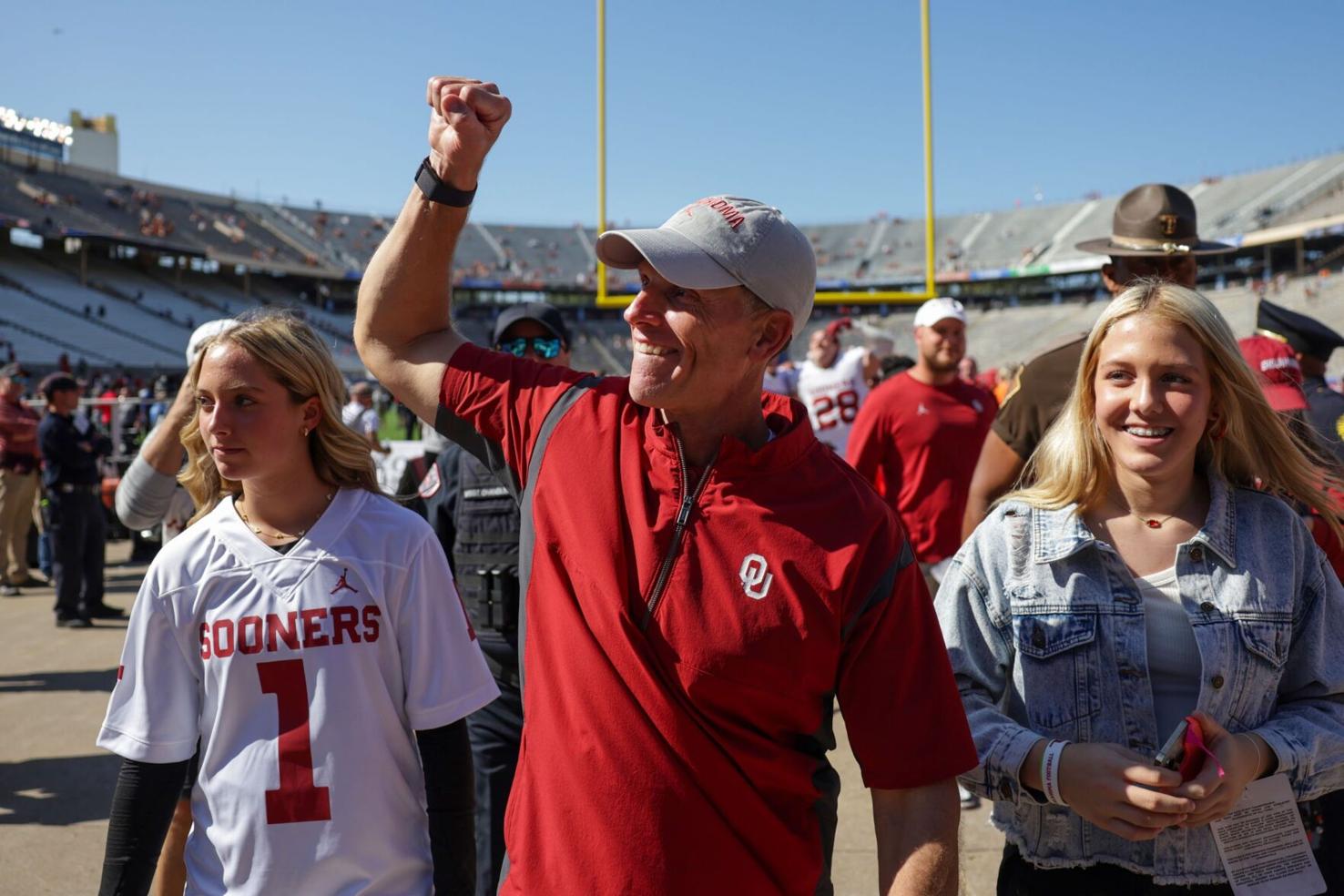 Texas vs. Oklahoma Top storyline and key matchups
