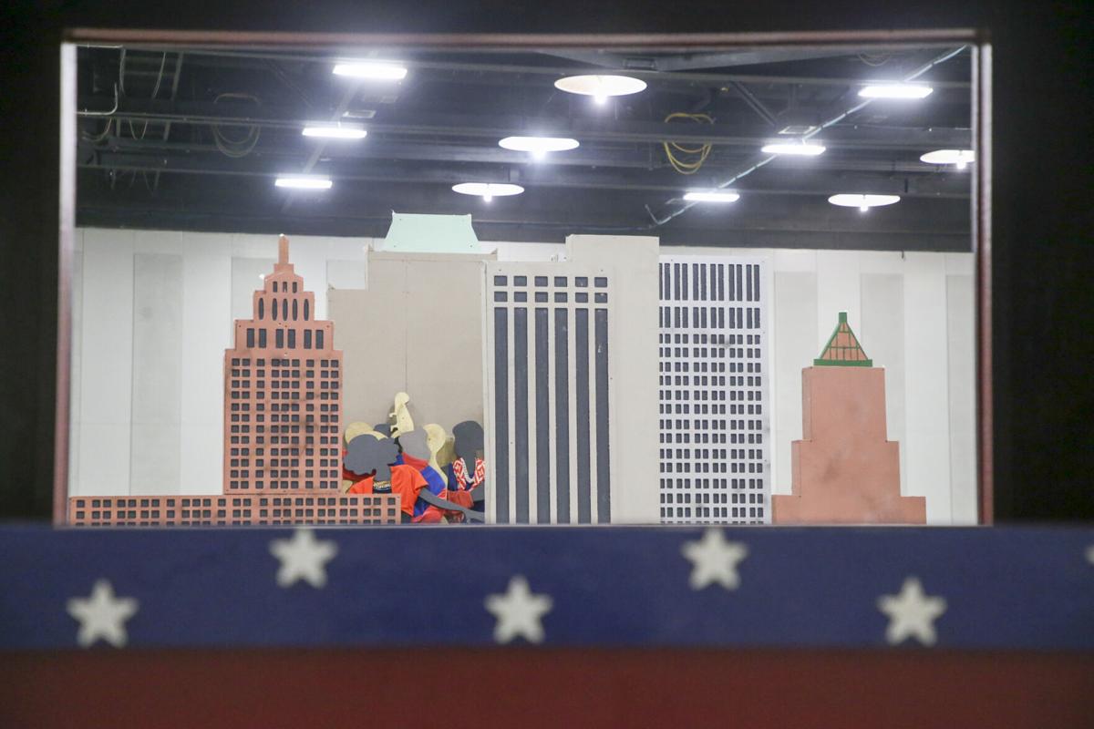 2022 Tulsa Christmas Parade Tulsa Christmas Parade Encourages Spectators To Take A Joyride Through  Downtown | Local News | Tulsaworld.com