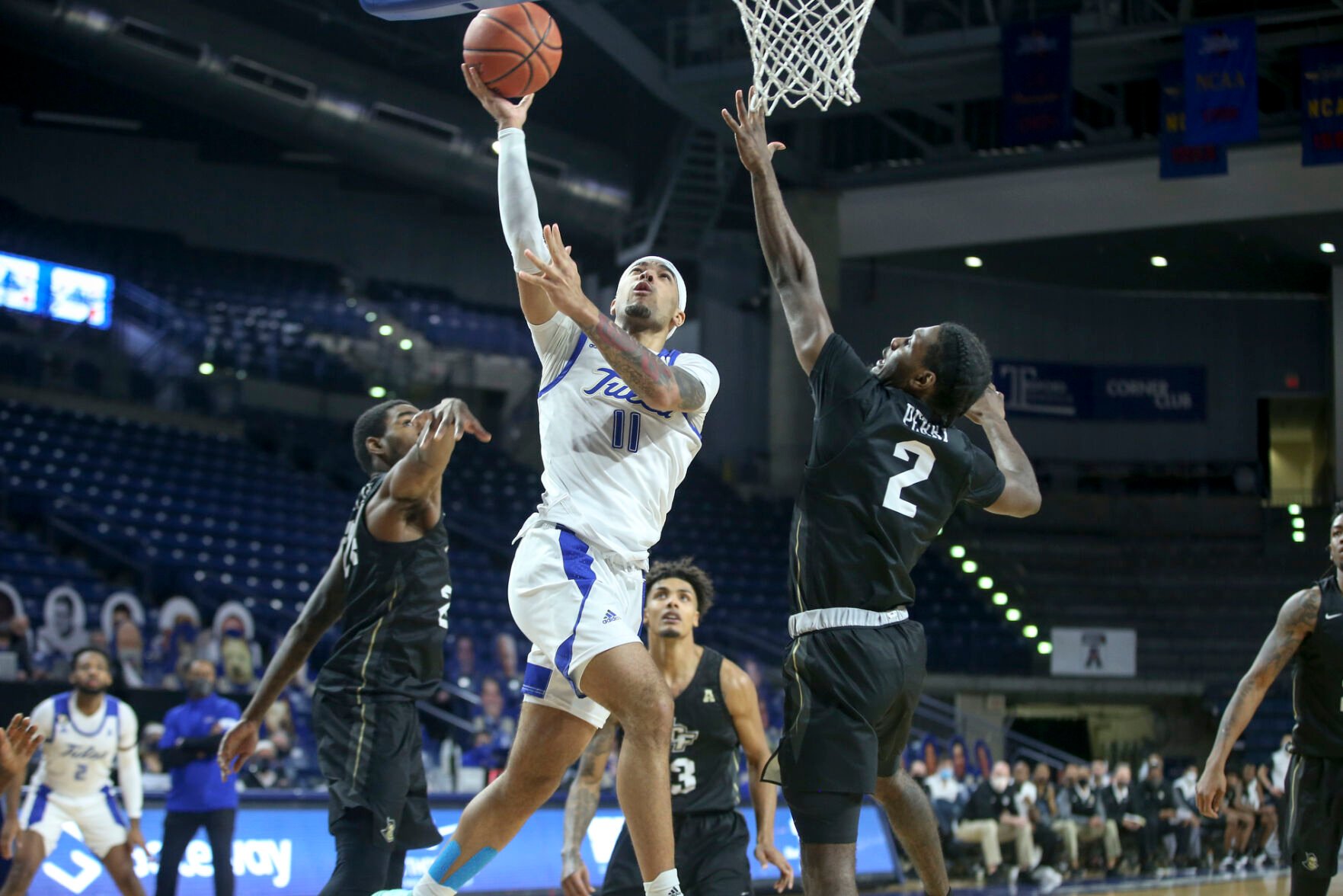 ucf missed dunk