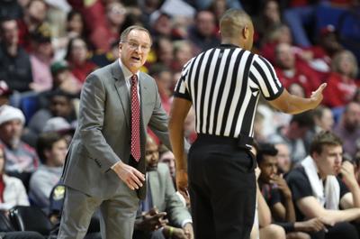 Ou Men S Basketball Sooners Sign 6 8 Australian Forward Garang