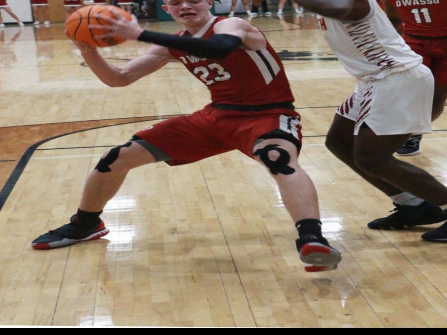 Owasso Basketball Bryce Journee S Tip In Puts Rams Into Area