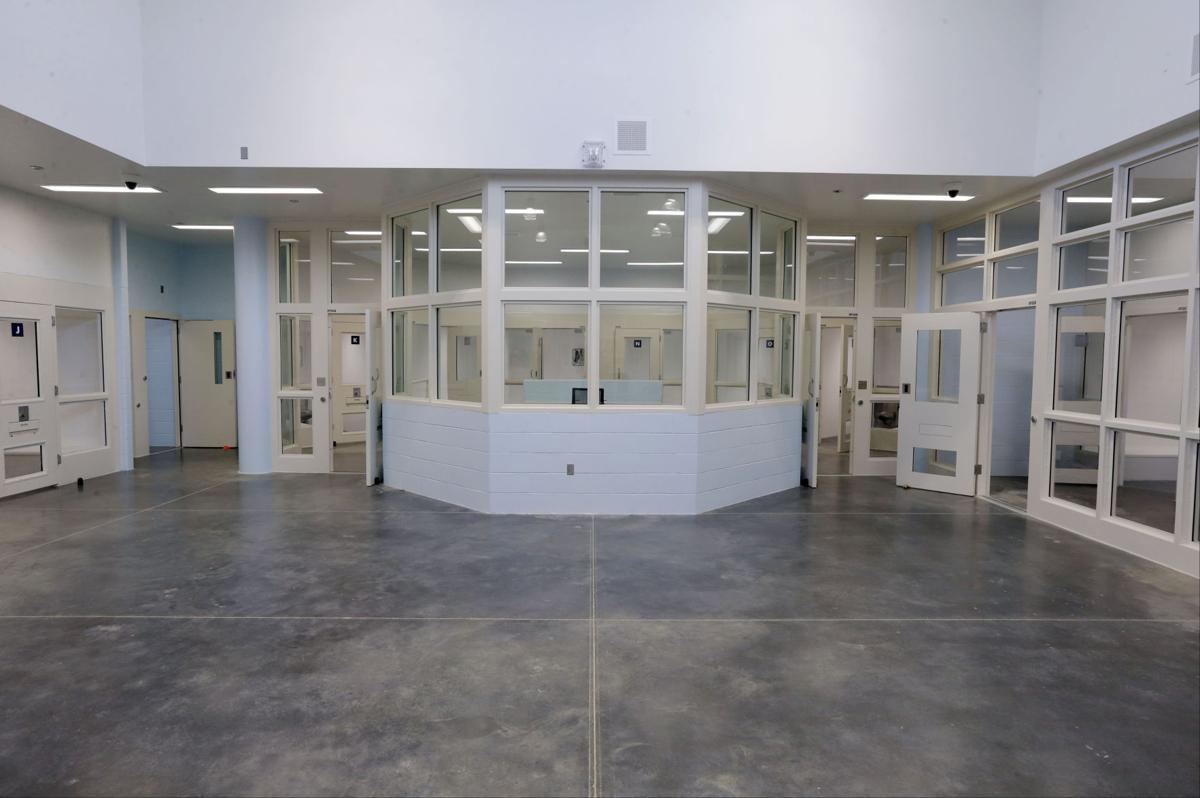 Tulsa Jail Unveils New Pods Specializing In Mental Health Treatment Crime News Tulsaworld Com