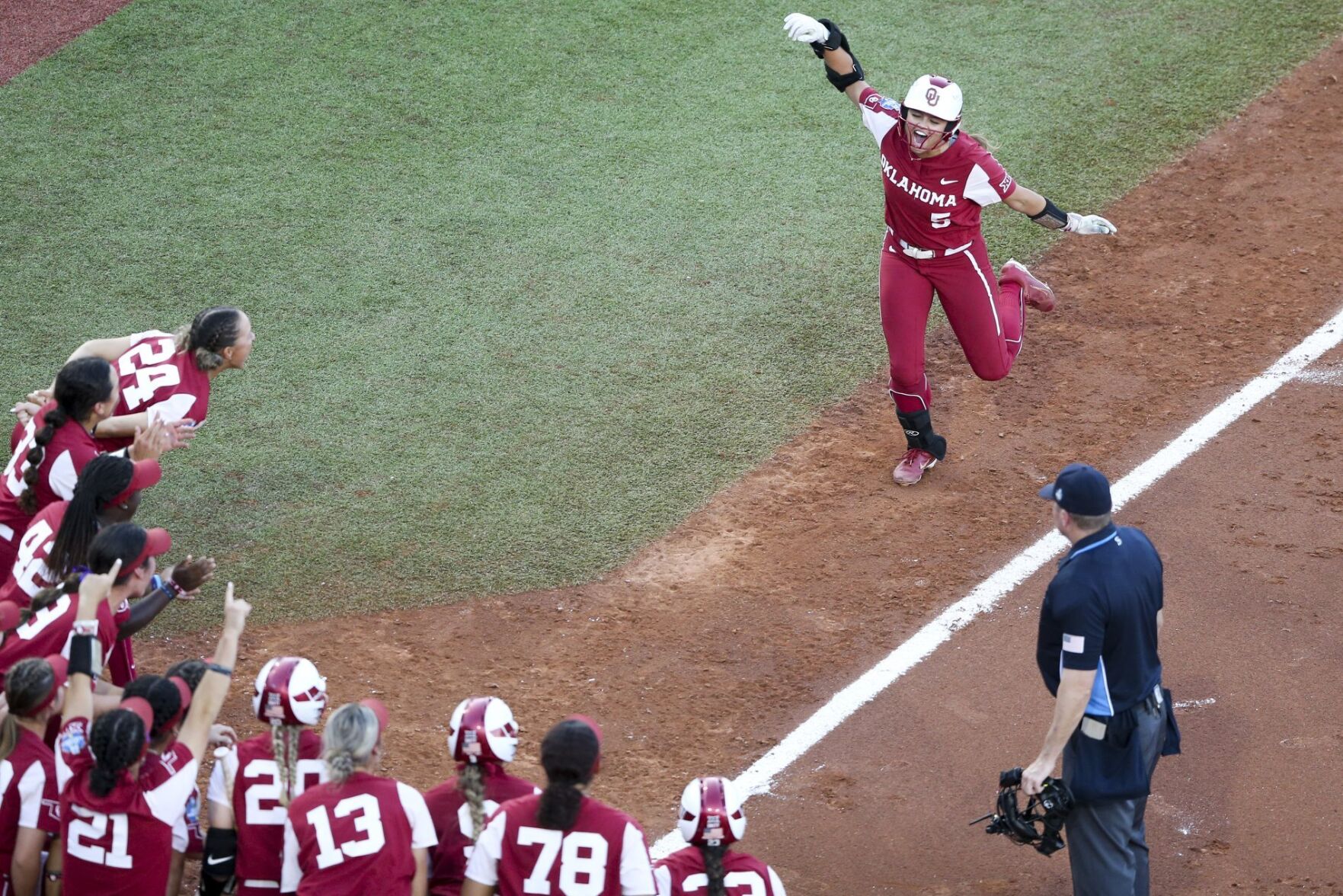 OU dominates Texas in 16-1 WCWS championship series opener