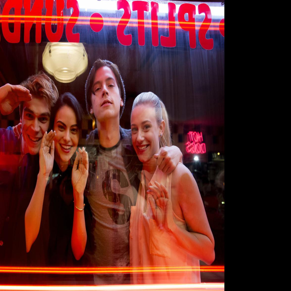 Weekendtv Riverdale Debuts Sag Awards Are Presented And An Up Close Look At Warren Buffet Television Tulsaworld Com