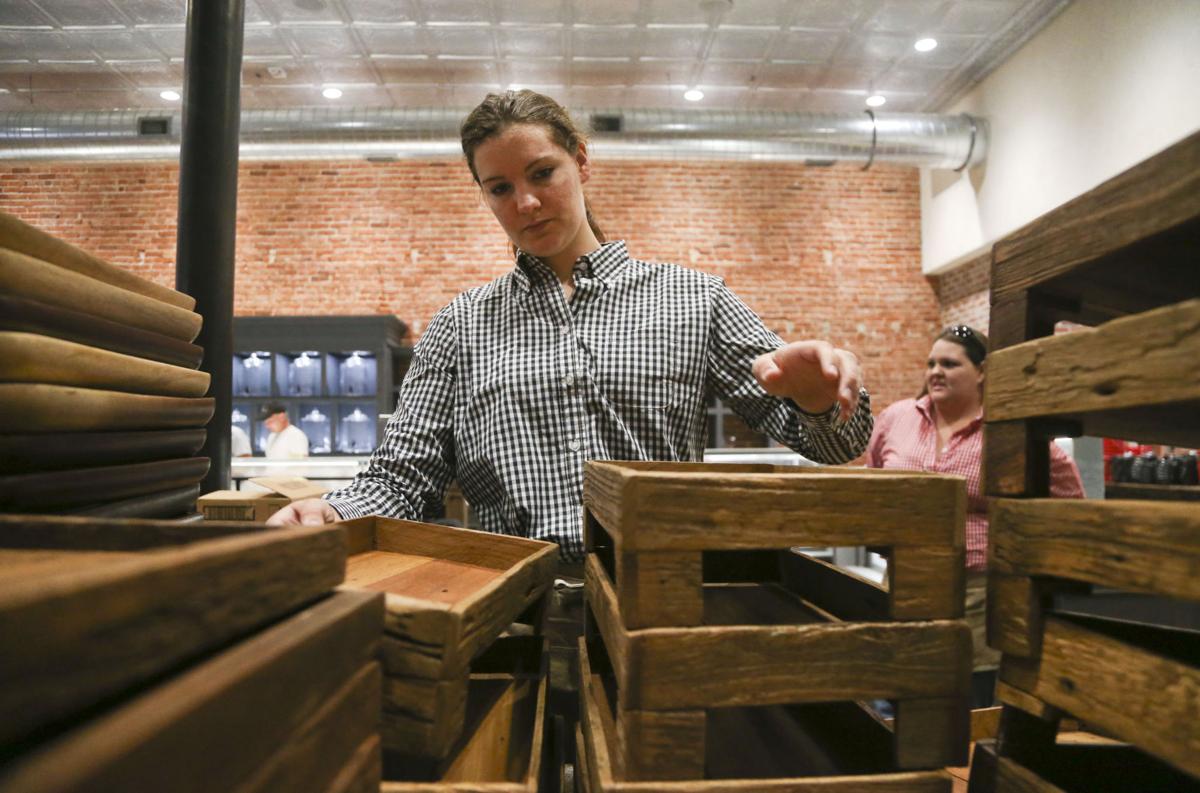 Ree Drummond Opens The Pioneer Woman Mercantile In Pawhuska Features 8792