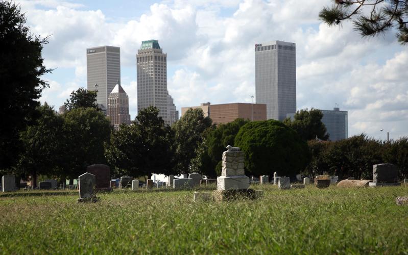 OakLawn Cemetery