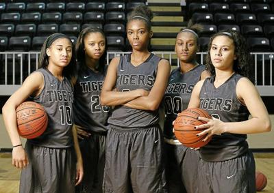 High School Girls Basketball Broken Arrow S Perfect Team Took