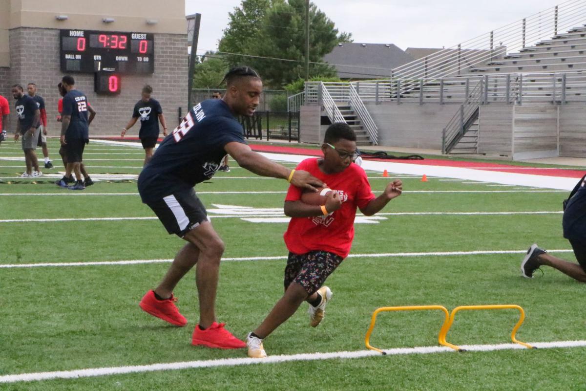 Owasso Standout ron Colvin Returns Home To Host Youth Football Camp Tulsaworld Com Owasso Standout ron Colvin Returns Home To Host Youth Football Camp Tulsaworld Com