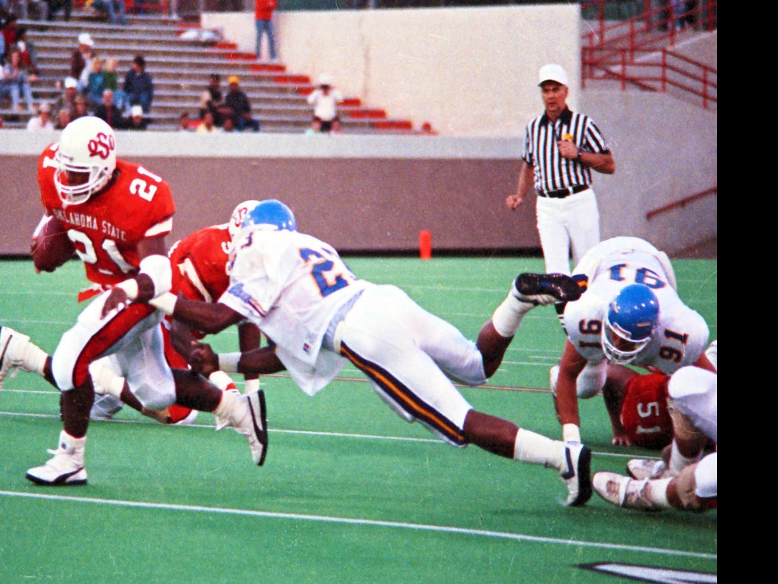 An Otherworldly Season College Football May Never See A Player Like Barry Sanders Again It Also Might Never See A Player Win The Heisman Trophy In Tokyo Osusportsextra Tulsaworld Com Want to watch football streams at home or at work? college football