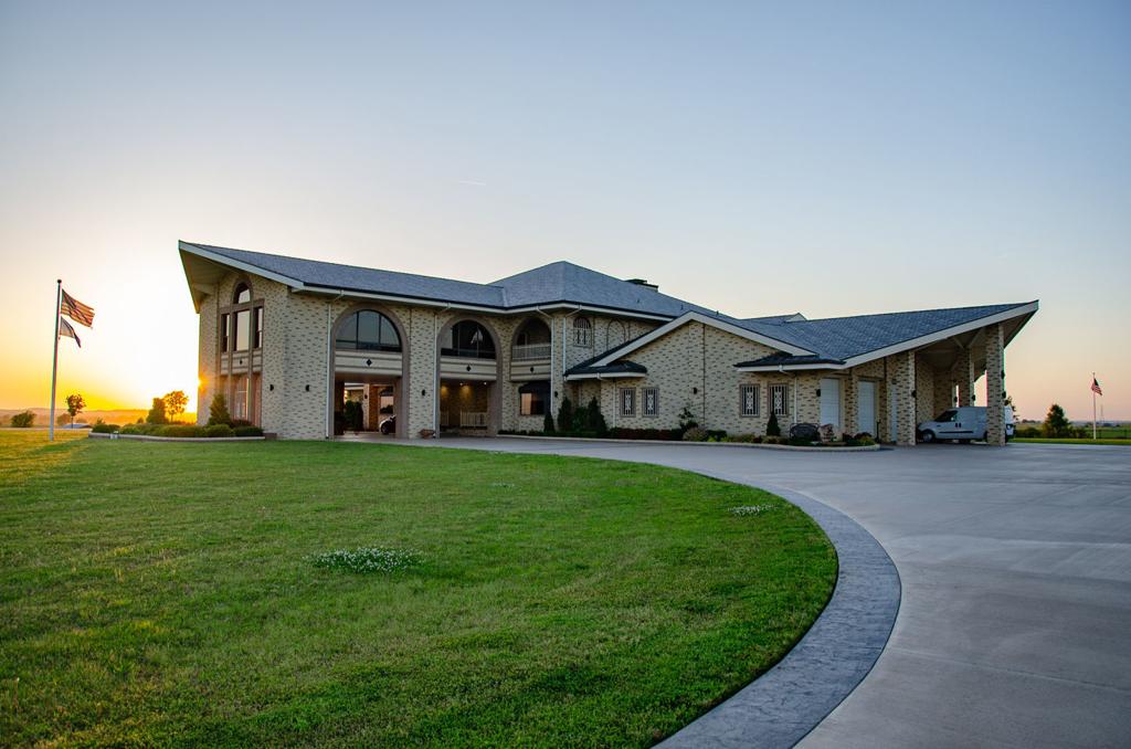 Gallery Peek At The Furnished 7 9 Million Home For Sale Near Inola Home Garden Tulsaworld Com