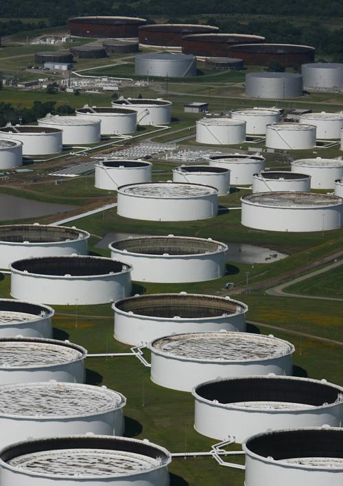 Oil storage tanks in Cushing
