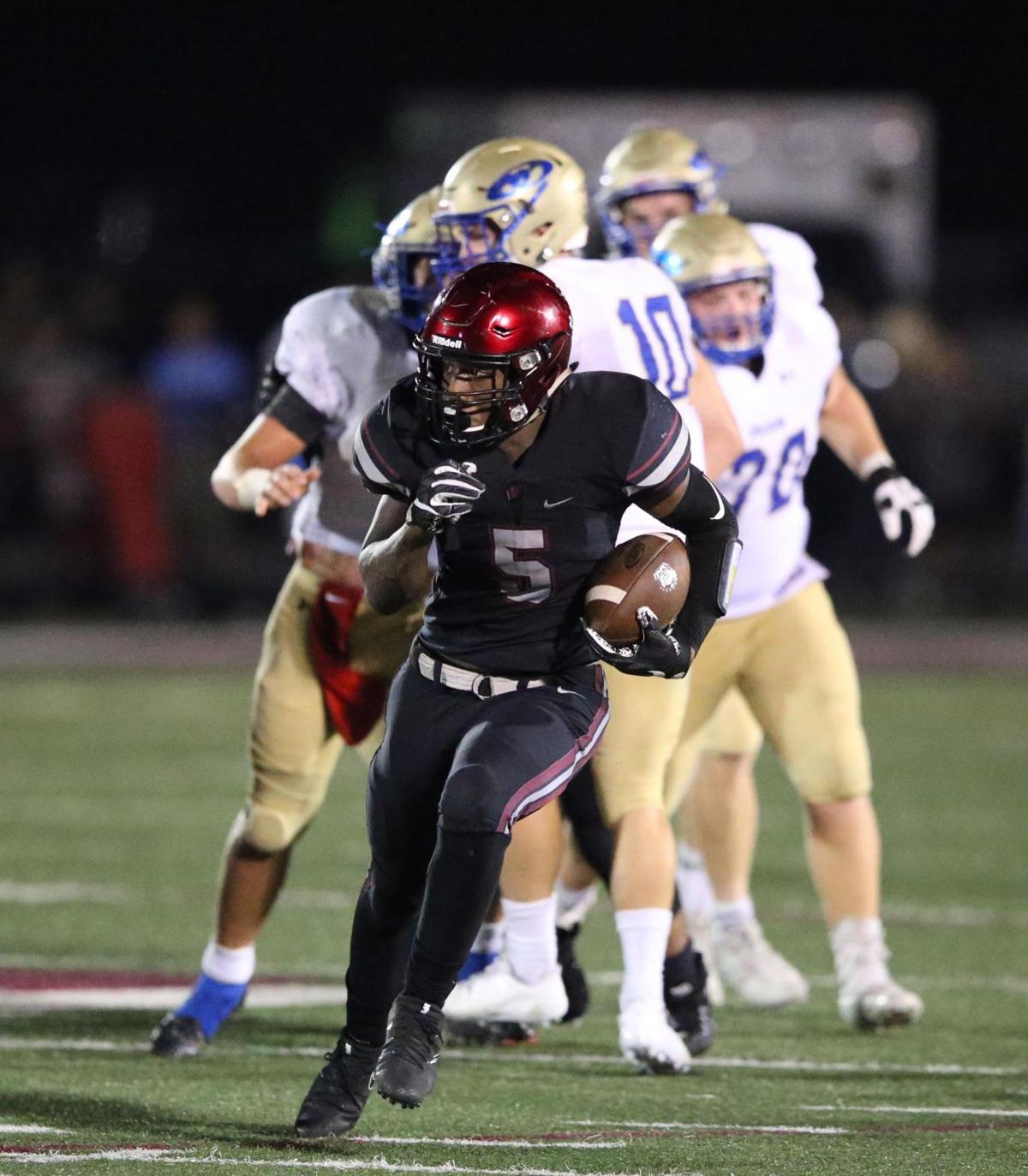 High school football Wagoner faces tough road to another 4A title