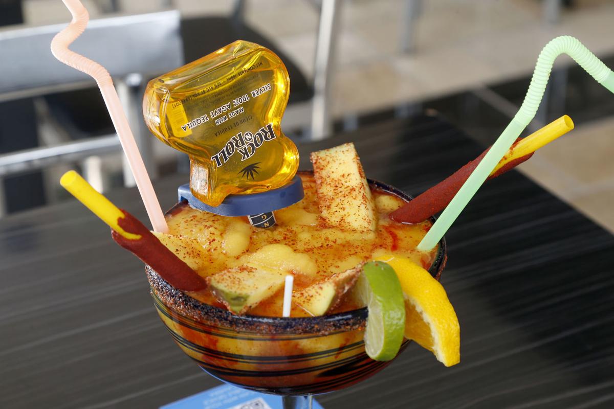 Watch Now Review Casa Del Tequila Fine Eatery sleek new Mexican