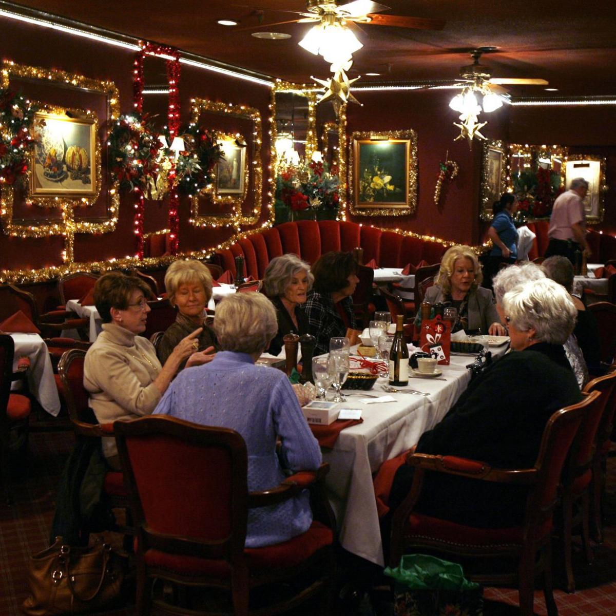 Celebrity Restaurant To Reopen For Holidays Alpha Grill Howdy Burger Expand Dining Tulsaworldcom Celebrity Restaurant To Reopen For Holidays Alpha Grill Howdy Burger Expand Dining Tulsaworldcom